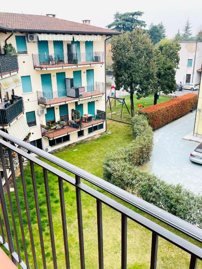 Appartamento Giallo Peschiera del Garda Exterior foto